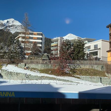 Zentral Bei Kongresshaus, Langlaufloipe, Hallenbad, Garage, Wifi, Voll Ausgestattet - Fewo Gian Davos Exterior foto