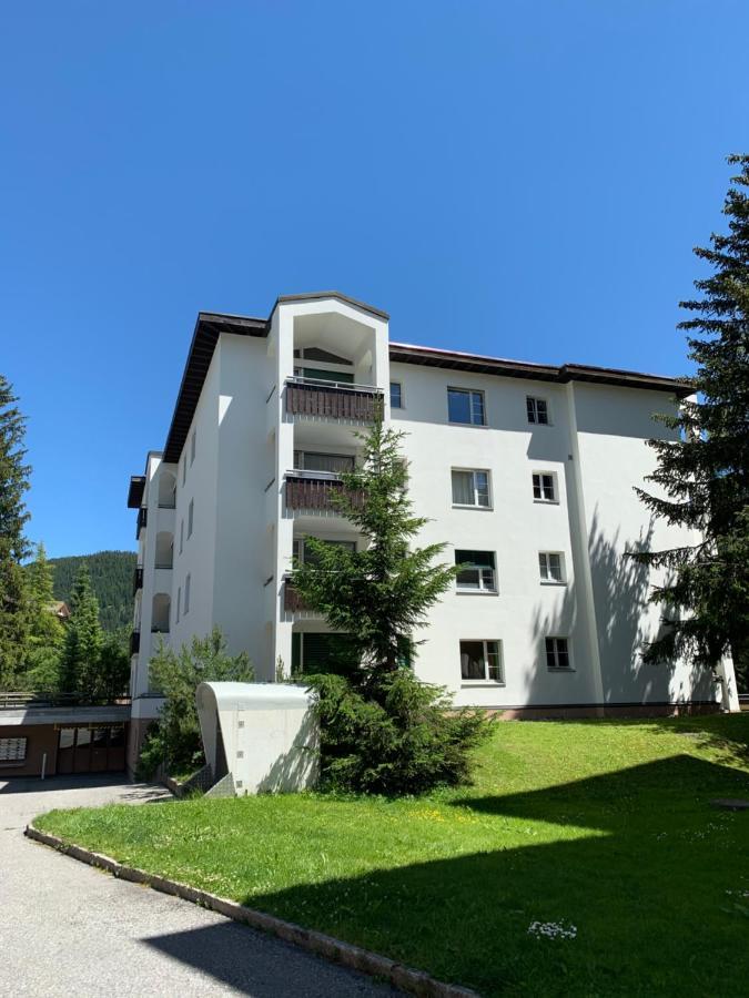 Zentral Bei Kongresshaus, Langlaufloipe, Hallenbad, Garage, Wifi, Voll Ausgestattet - Fewo Gian Davos Exterior foto